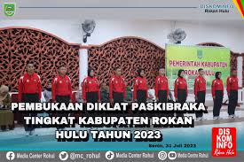 Pembukaan Diklat Paskibraka Tingkat Kabupaten Rokan Hulu, Bupati Minta Anggota Paskibraka Ikut Diklat Penuh Tekat dan Semangat Tinggi