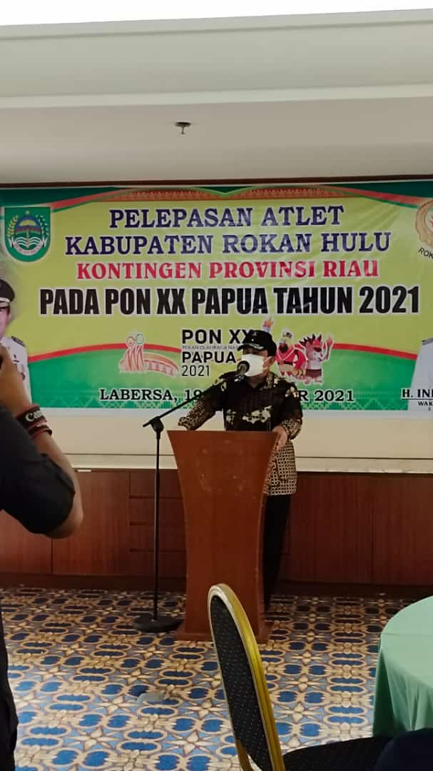 Bupati H. Sukiman Lepas 5 Atlet Rohul Wakili Riau ke PON XX Papua