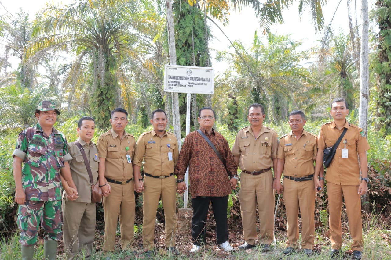 Pemkab Rohul Terima Tanah Hibah Raja Martua Sitorus Untuk Bangun SMP 4 Desa Pauh