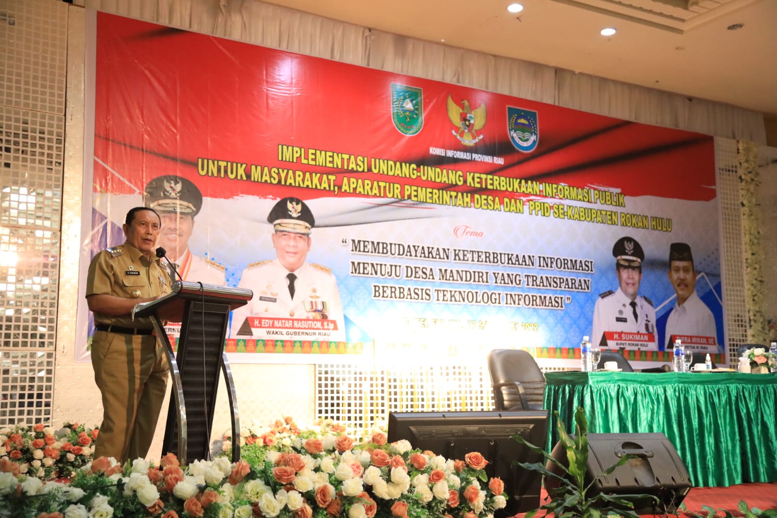 Ditaja Komisi Informasi Riau, Bupati H. Sukiman Buka Implementasi UU Keterbukaan Informasi Publik